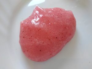 červený jahodový sliz, ako sa vyrába sliz, astra slime lepidlo, astra aktivator slime, aktivator na sliz
