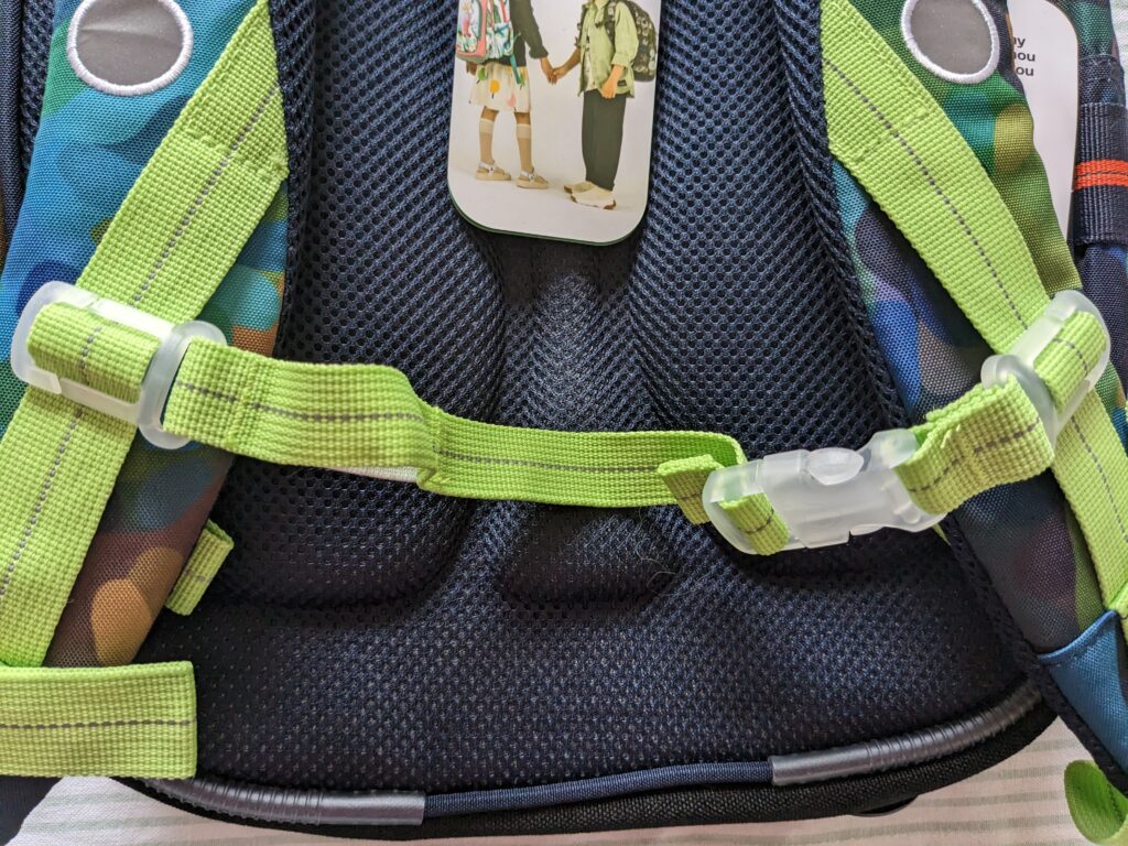 Topgal ENDY - školské tašky - školské tašky pre prvákov - školská taška pre chlapca - školská taška pre drobnné deti - školská taška pre drobnú postavu - školská taška so zipsom - školská taška so zipsami - tašky do školy - školské tašky na kolieskach - tašky pre prvákov